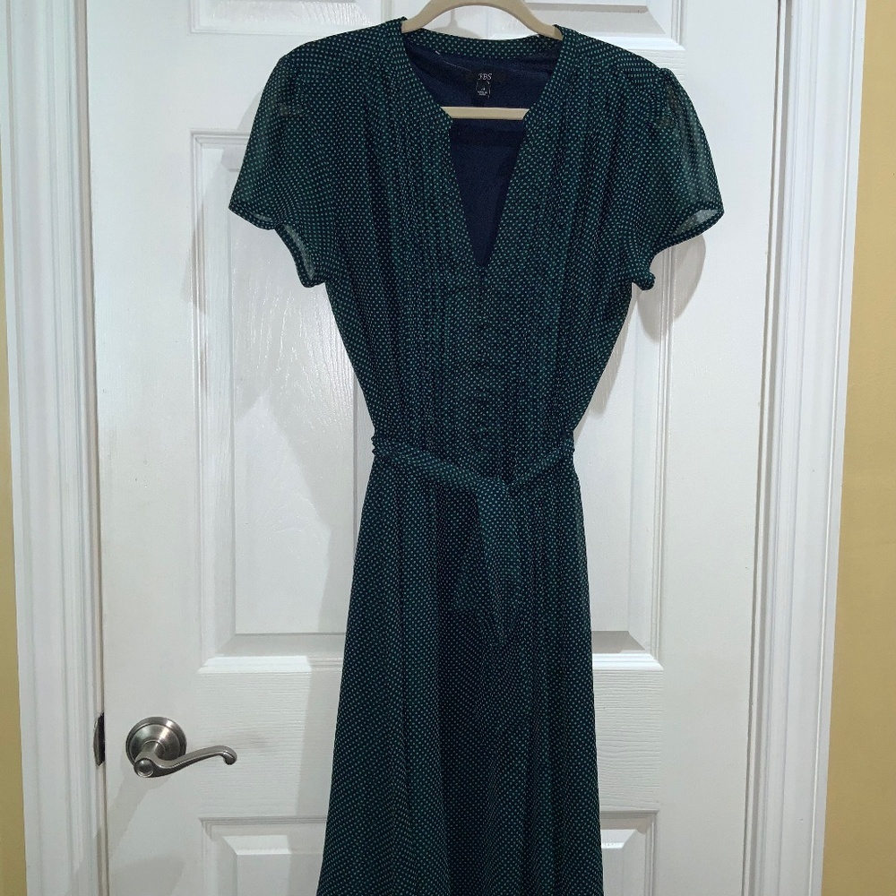 JBS polka dot chiffon dress Sz 14 puff sleeve pintucks covered buttons lined